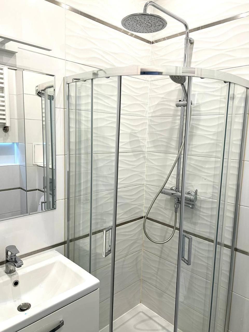 Stylish Apartment In The Centre -By Hik Apartments Varşovia Exterior foto