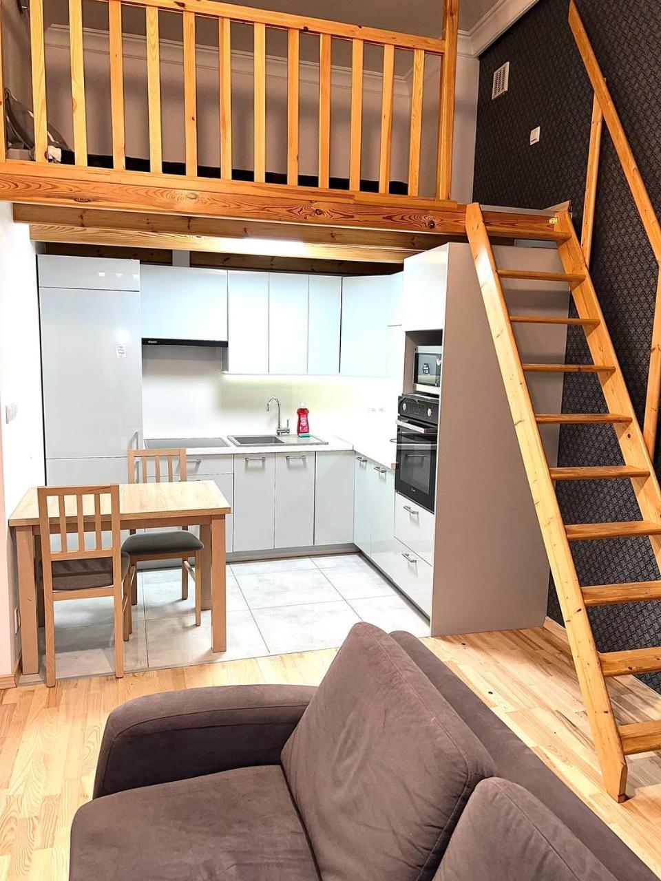 Stylish Apartment In The Centre -By Hik Apartments Varşovia Exterior foto