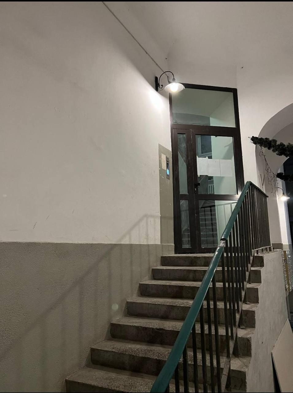 Stylish Apartment In The Centre -By Hik Apartments Varşovia Exterior foto