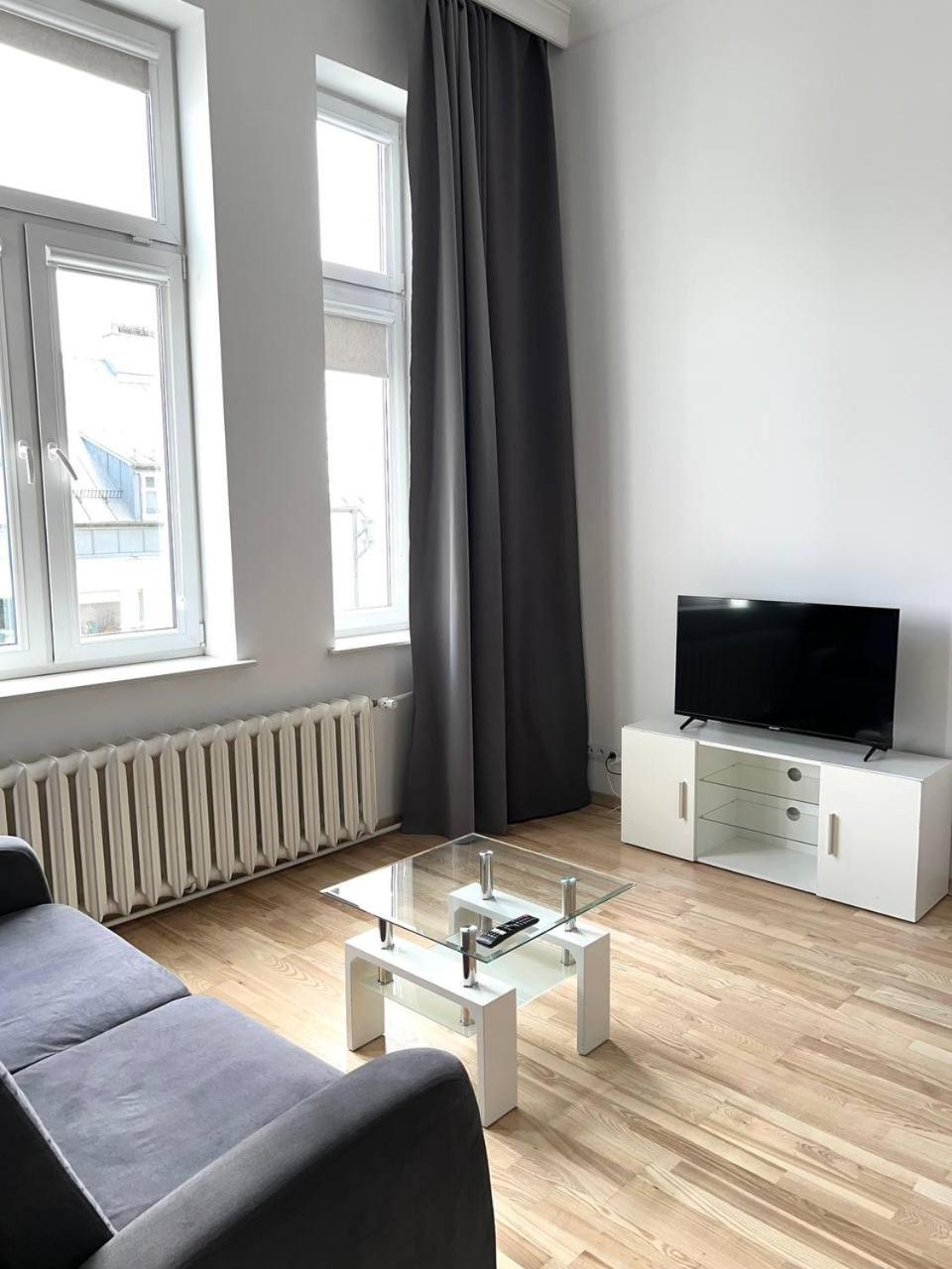 Stylish Apartment In The Centre -By Hik Apartments Varşovia Exterior foto