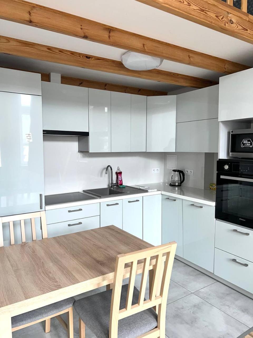 Stylish Apartment In The Centre -By Hik Apartments Varşovia Exterior foto